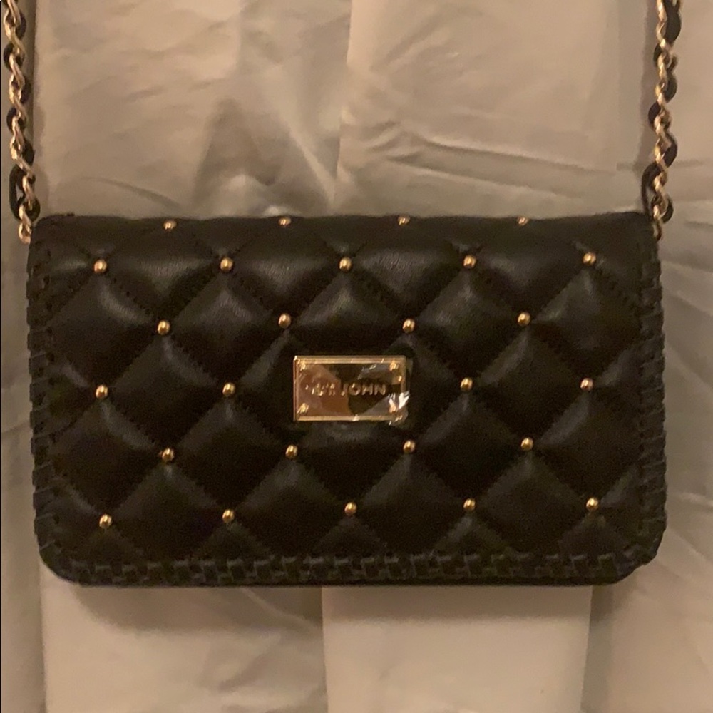 At John clutch bag w shoulder strap